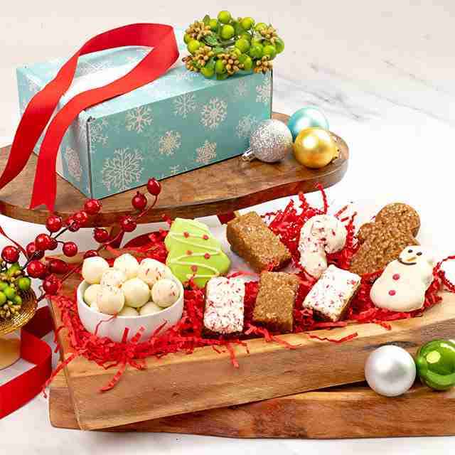 image of Jingle Bell Bakery Box