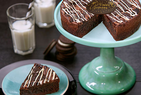 Cookies and Cream Brownie Cake (military)