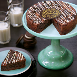 Cookies and Cream Brownie Cake