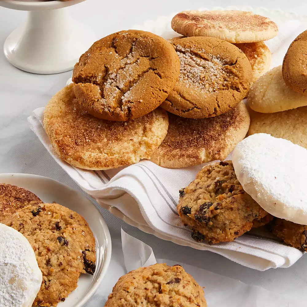 24pc Classic Gourmet Cookies Close-up