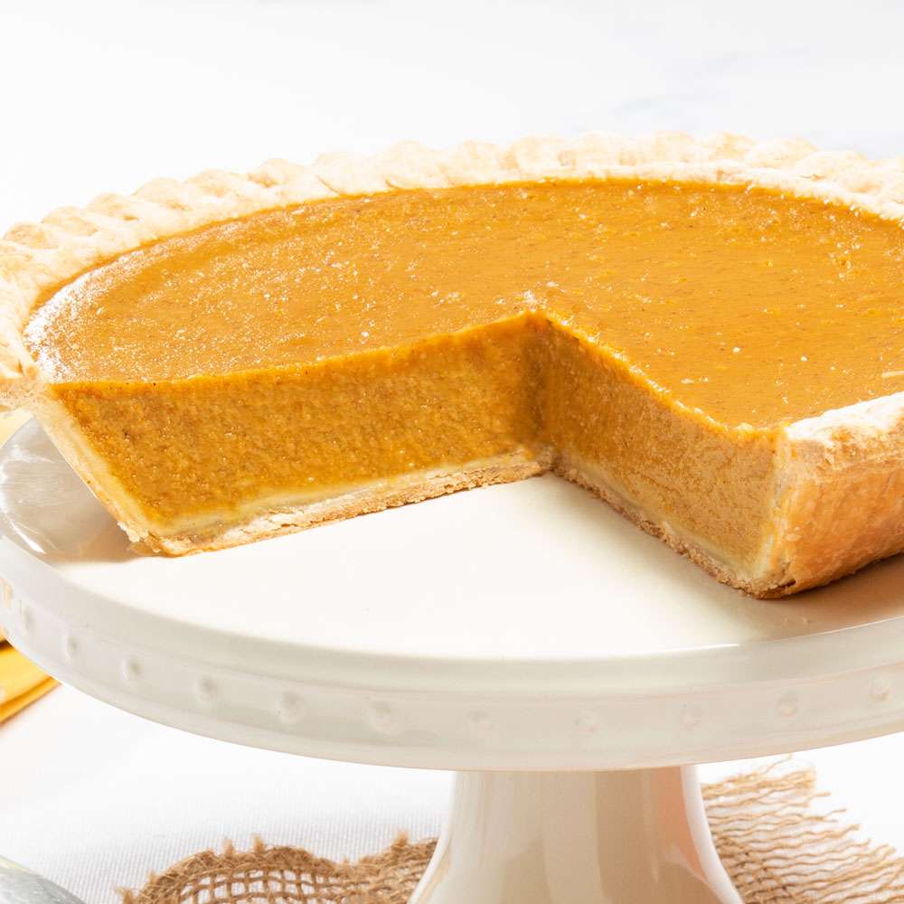 Classic Pumpkin Pie - California Close-up