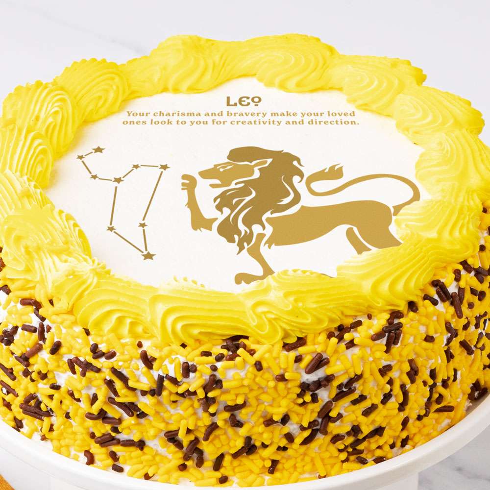 Leo Cake Close-up