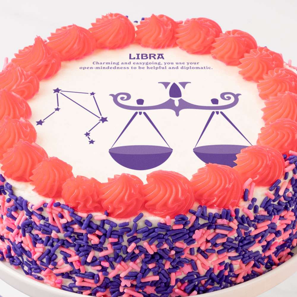 Libra Cake Close-up