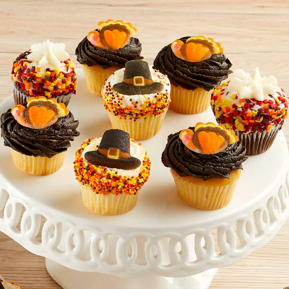 Mini Thanksgiving Cupcakes Close-up