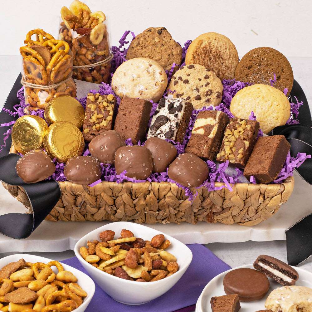 Image of The Breaktime Snack Basket