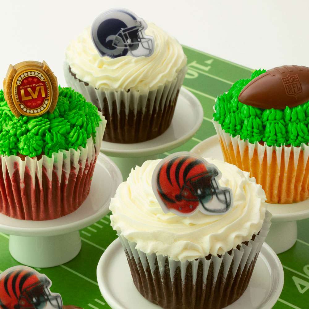 GAME DAY! Jumbo Cupcakes Close-up