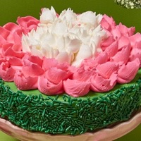 Zoomed in Image of Gourmet Flower Cake