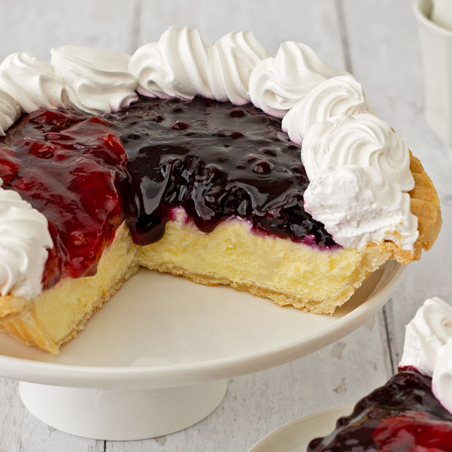 Berry Cheesecake Pie