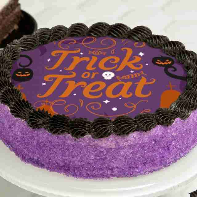 image of Trick or Treat Cake