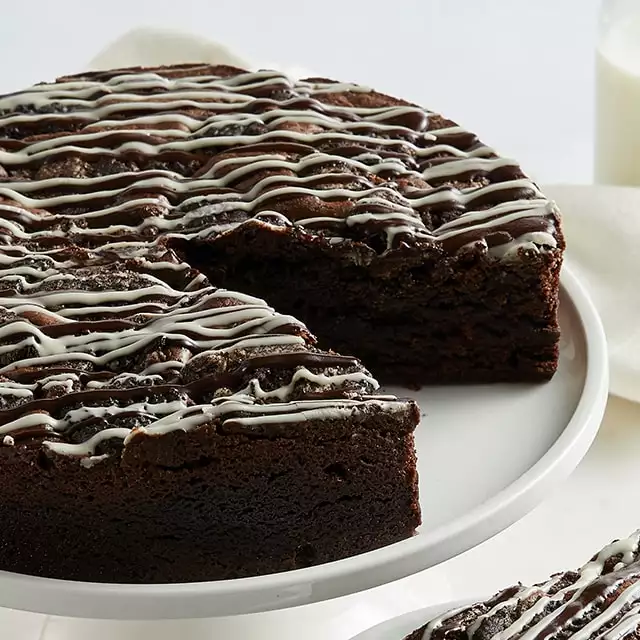 Image of Cookies and Cream Brownie Cake (military)