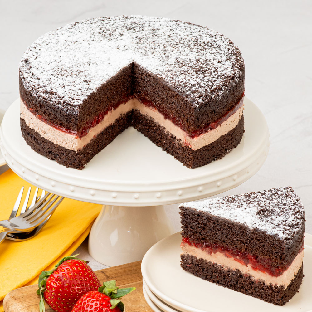  Chocolate Strawberry Cake