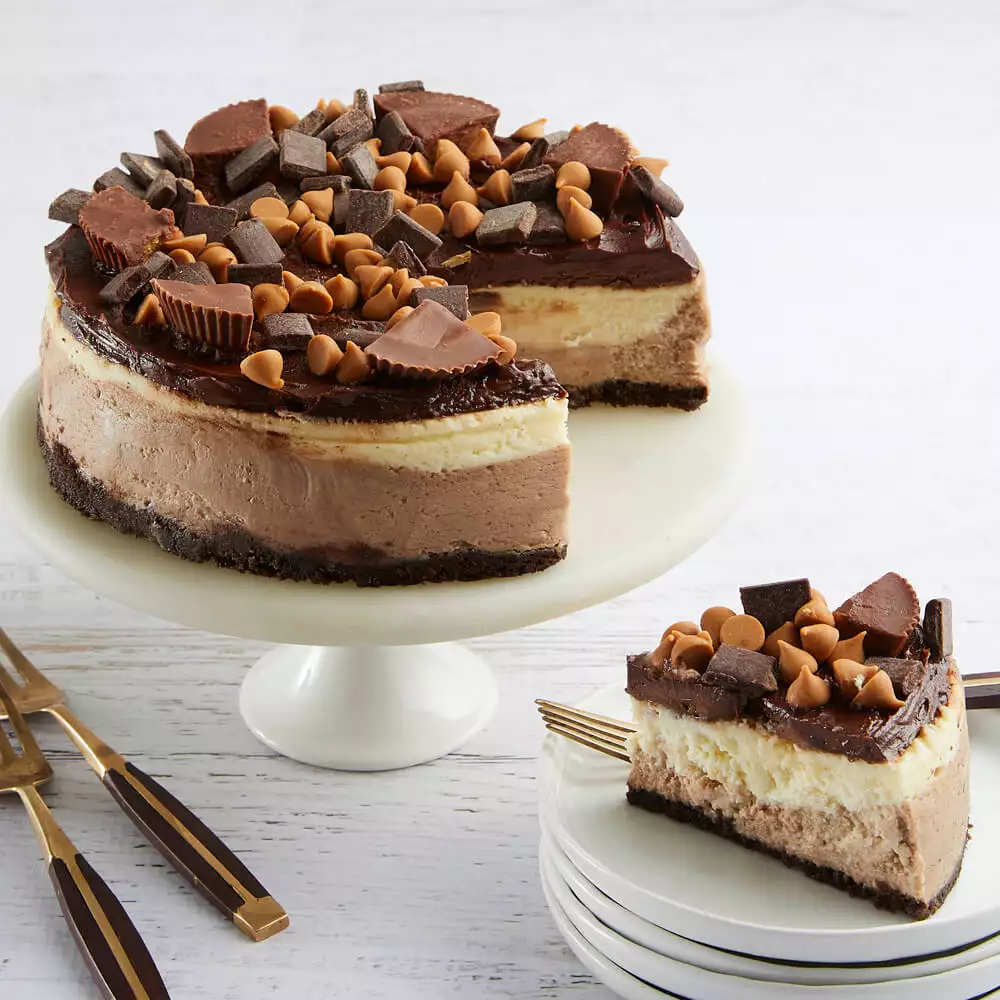 Peanut Butter Cup Cheesecake