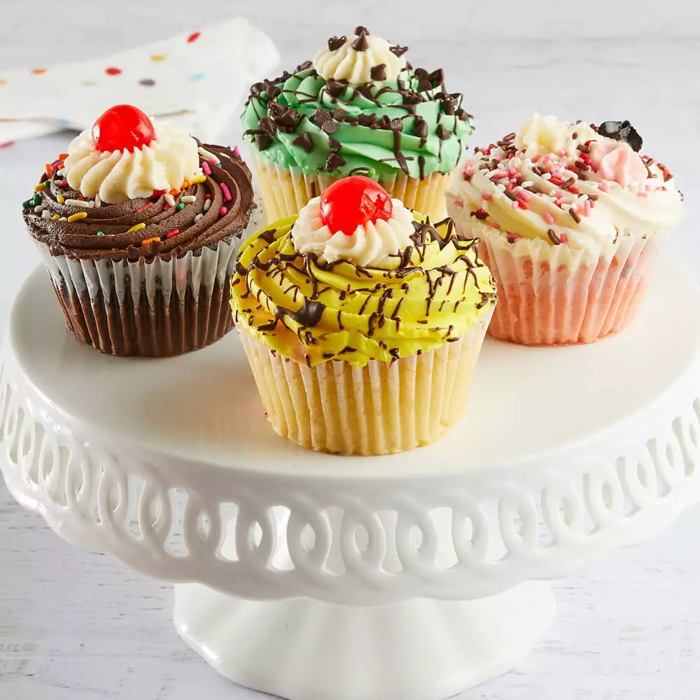 JUMBO Sundae Cupcakes