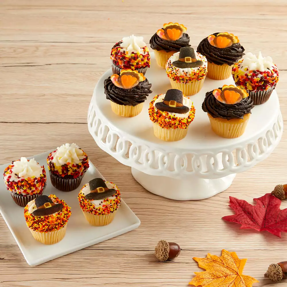 Mini Thanksgiving Cupcakes