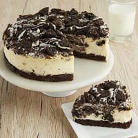 Wide View Image Cookies and Cream Cheesecake